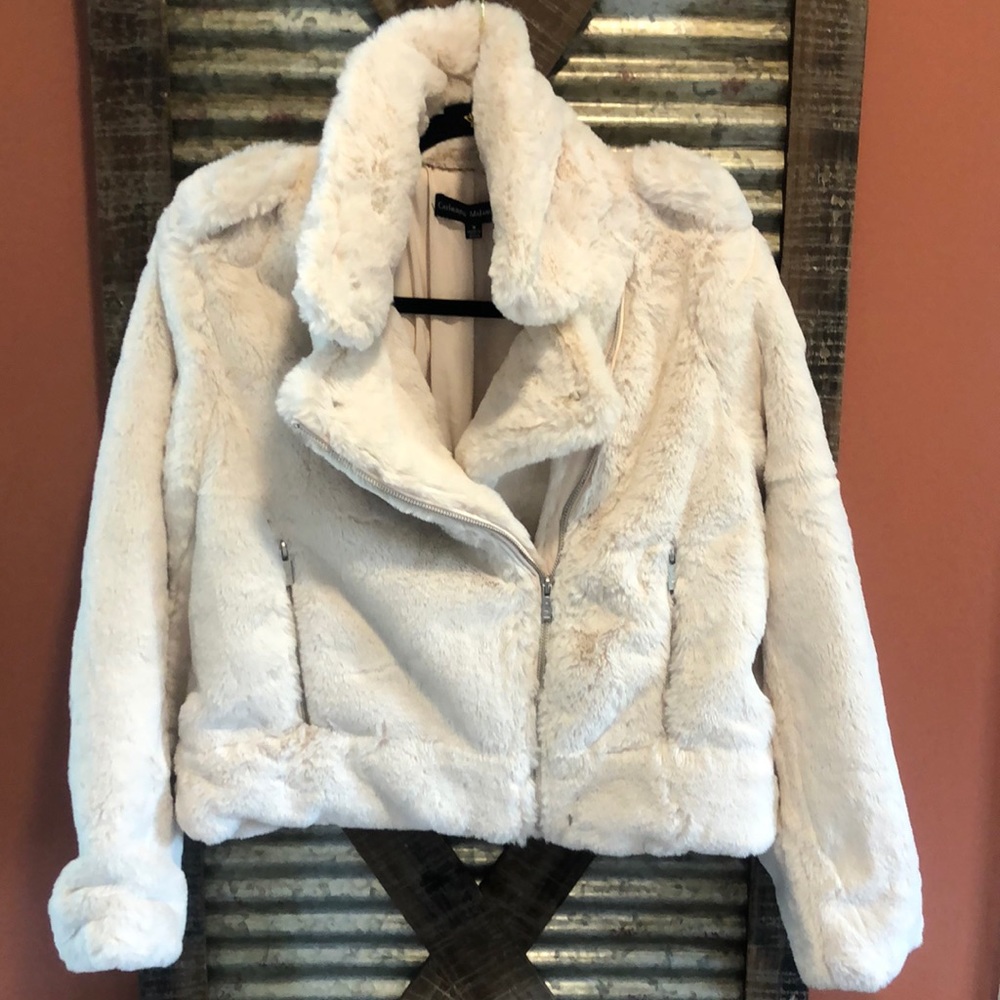 Crop Fuzzy Jacket